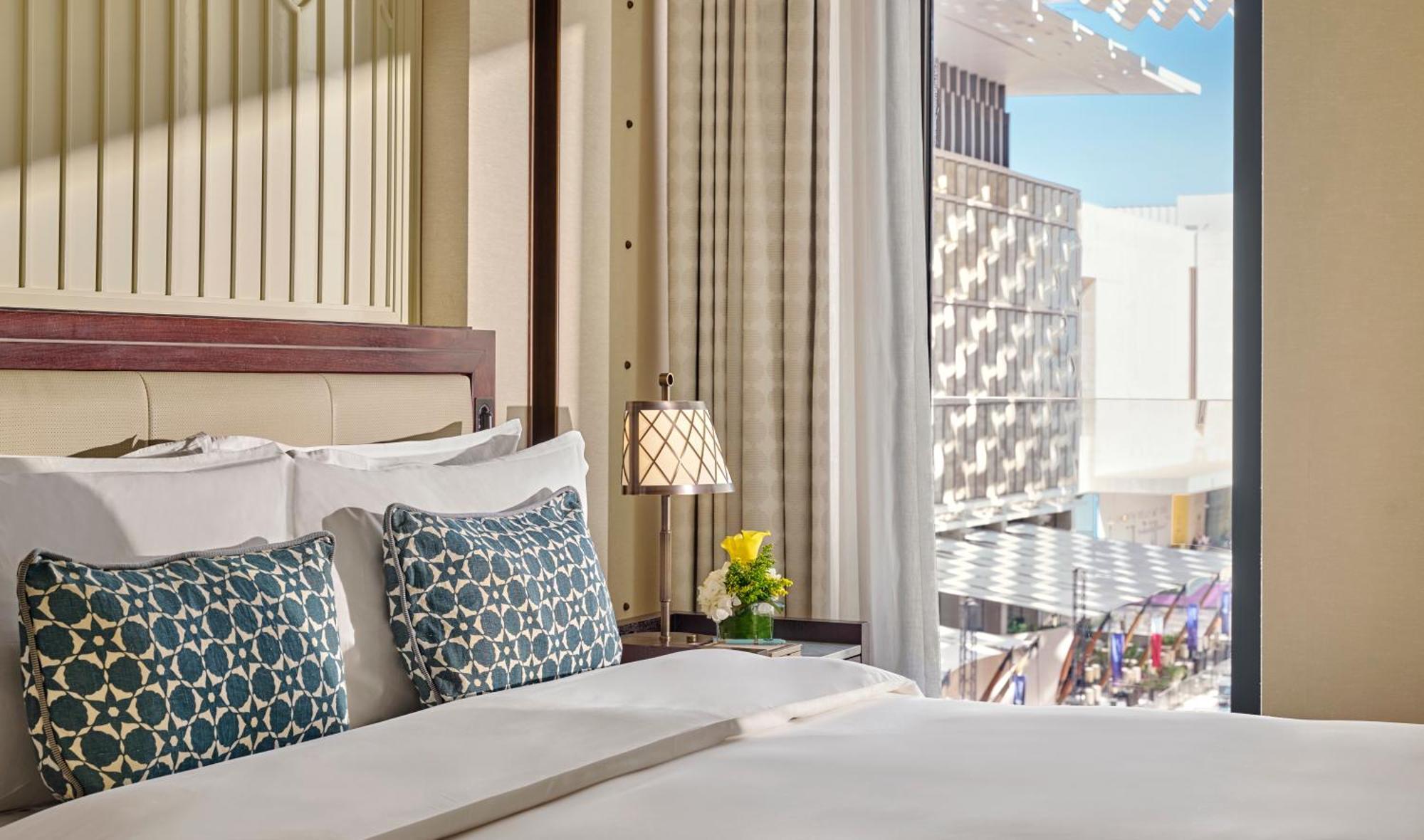 ホテル マンダリン オリエンタル ドーハ エクステリア 写真 A bedroom at the hotel